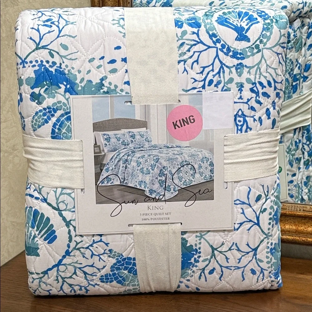 Blue and White Sun & Sea King 3 piece Quilt Set. Turtles and sea motif.